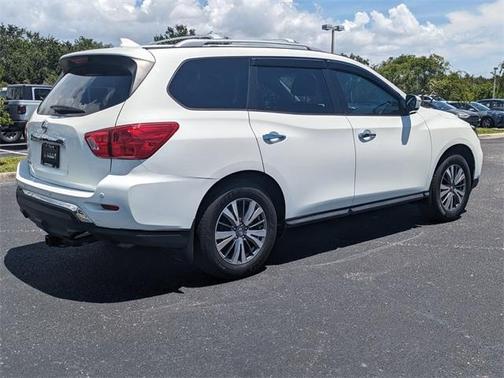 2019 Nissan Pathfinder S