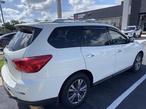 2019 Nissan Pathfinder S