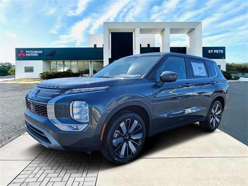 2025 Mitsubishi Outlander SE