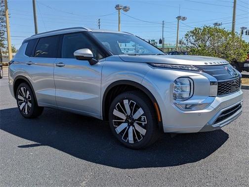 2025 Mitsubishi Outlander SEL