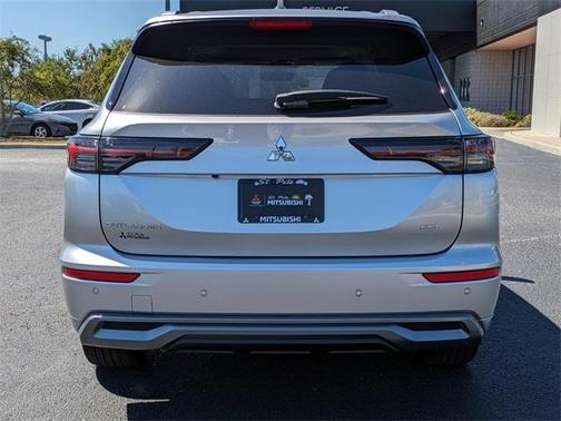 2025 Mitsubishi Outlander SEL