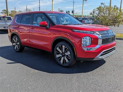 2025 Mitsubishi Outlander SE