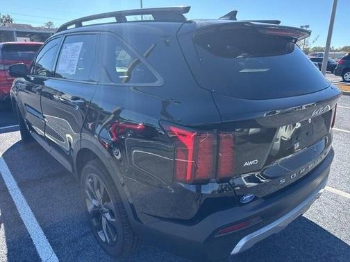 2022 Kia Sorento X-Line EX