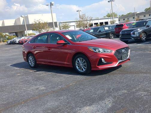 Scarlet Red 2019 Hyundai SONATA SE