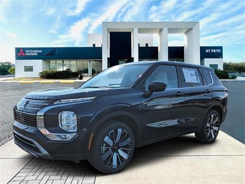 2025 Mitsubishi Outlander SE