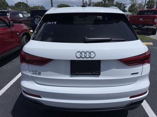 2023 Audi Q3 45 S line Premium