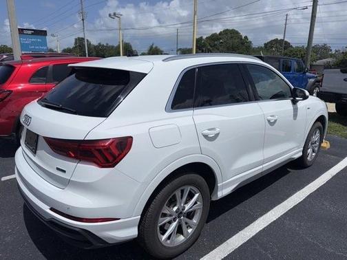 2023 Audi Q3 45 S line Premium