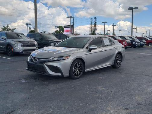 Celestial Silver Metallic 2024 Toyota Camry SE