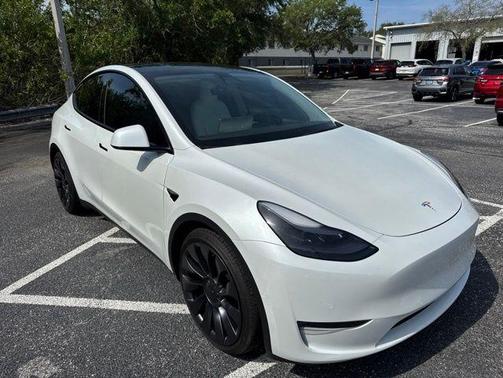 White 2022 Tesla Model Y Performance
