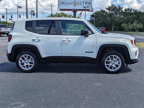 2023 Jeep Renegade Latitude