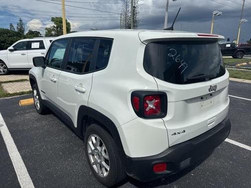 2023 Jeep Renegade Latitude
