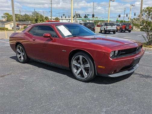 2014 Dodge Challenger SXT