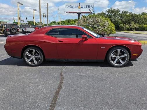 2014 Dodge Challenger SXT