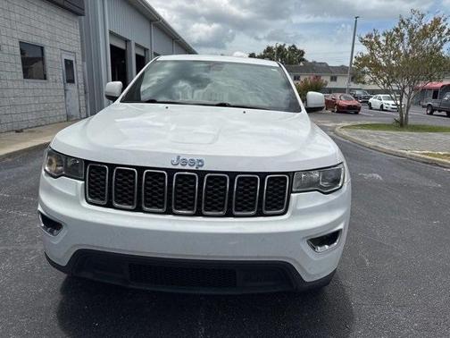 2020 Jeep Grand Cherokee Laredo E