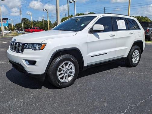 2020 Jeep Grand Cherokee Laredo E