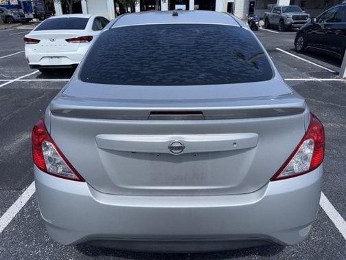 2019 Nissan Versa 1.6 SV