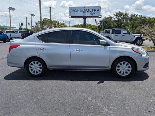 2019 Nissan Versa 1.6 SV