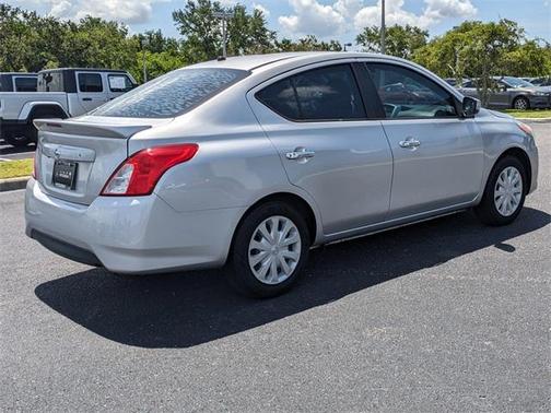 2019 Nissan Versa 1.6 SV