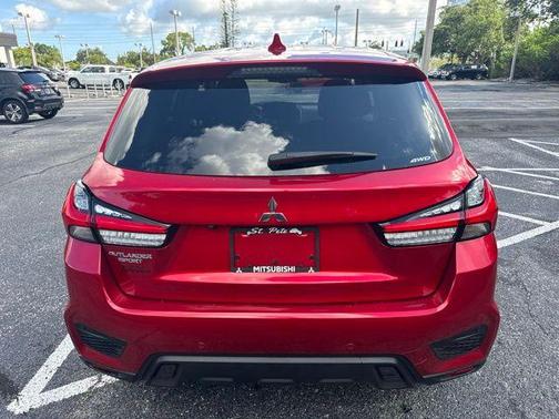 Red 2025 Mitsubishi Outlander Sport 2.0 ES
