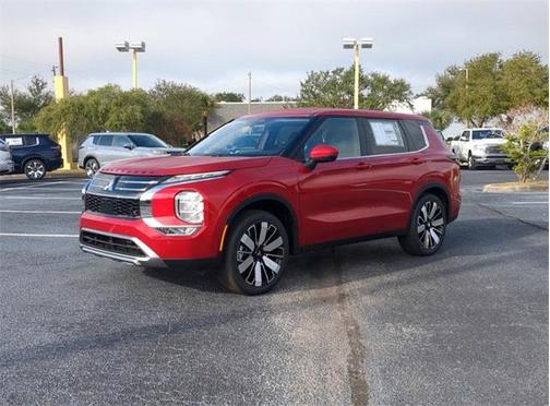 2026 Mitsubishi Outlander SE