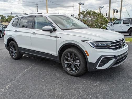2024 Volkswagen Tiguan 2.0T SE