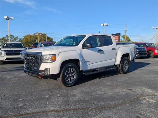 2022 GMC Canyon AT4 w/Leather