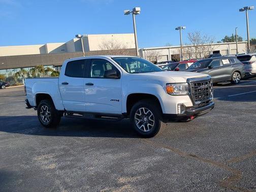 2022 GMC Canyon AT4 w/Leather