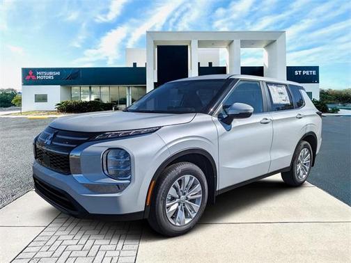 2025 Mitsubishi Outlander ES