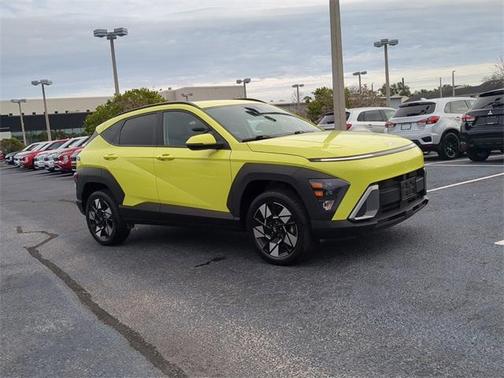 2024 Hyundai KONA SEL