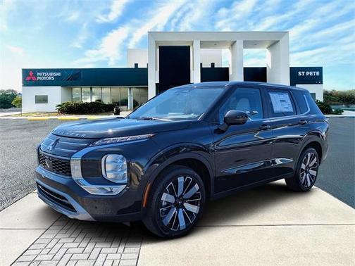 2025 Mitsubishi Outlander SE