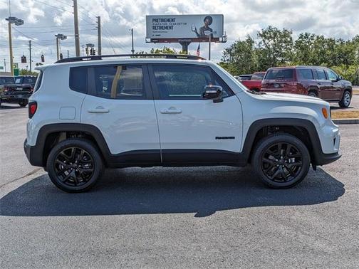 2023 Jeep Renegade Altitude
