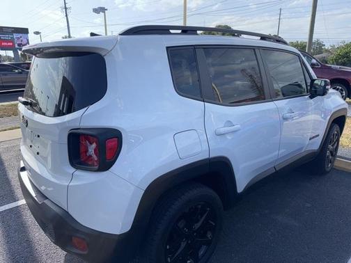2023 Jeep Renegade Altitude