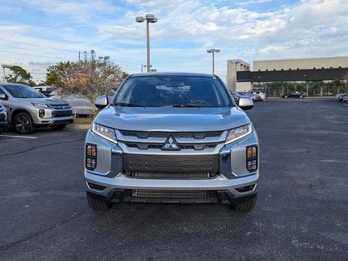 Alloy Silver Metallic 2026 Mitsubishi Outlander Sport 2.0 ES