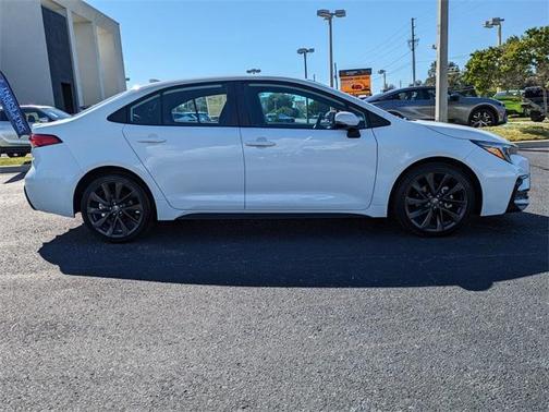2023 Toyota Corolla SE