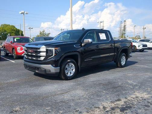2024 GMC Sierra 1500 SLE