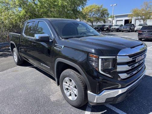 Onyx Black 2024 GMC Sierra 1500 SLE