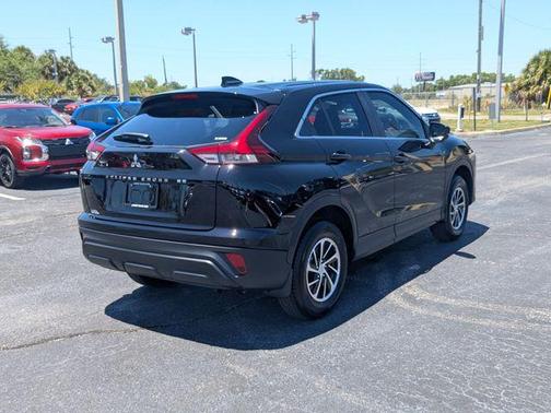 Labrador Black Pearl 2026 Mitsubishi Eclipse Cross ES
