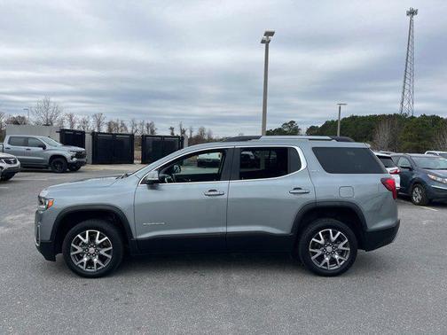 2023 GMC Acadia FWD SLT