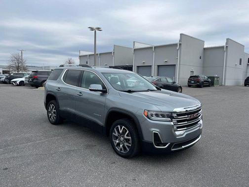 2023 GMC Acadia FWD SLT
