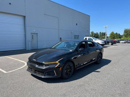 2026 Kia K5 LXS