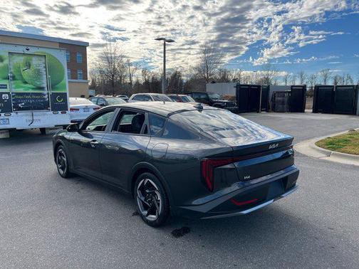 2025 Kia K4 EX