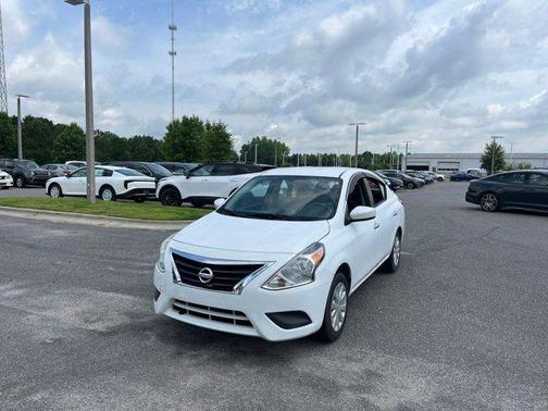 2019 Nissan Versa 1.6 SV