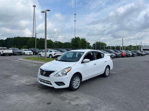 2019 Nissan Versa 1.6 SV