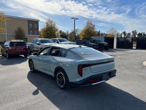 2025 Kia K4 EX