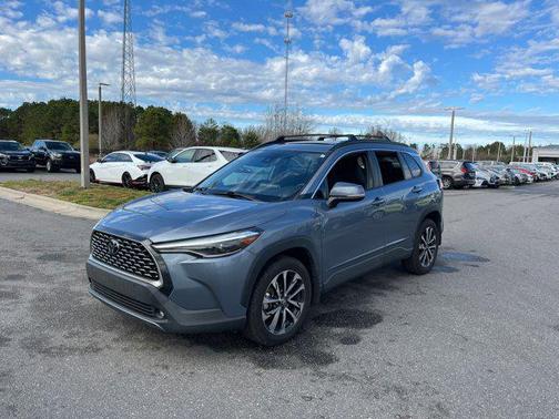 2022 Toyota Corolla Cross XLE