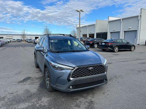 2022 Toyota Corolla Cross XLE