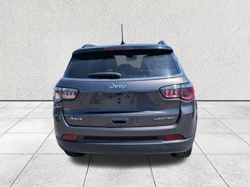 Baltic Gray Metallic Clearcoat 2024 Jeep Compass Limited