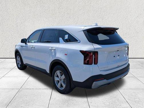 Glacial White Pearl 2026 Kia Sorento LX