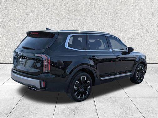 Ebony Black 2023 Kia Telluride SX