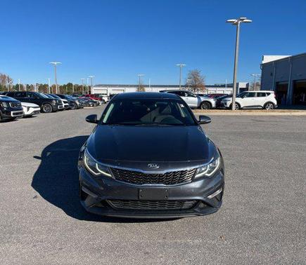 2020 Kia Optima LX